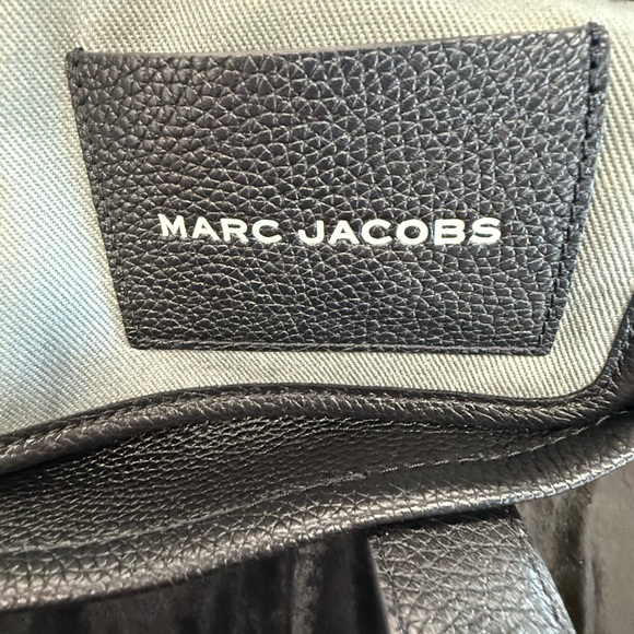 Marc Jacobs Black Leather Tote Bag - Picture 5 of 12